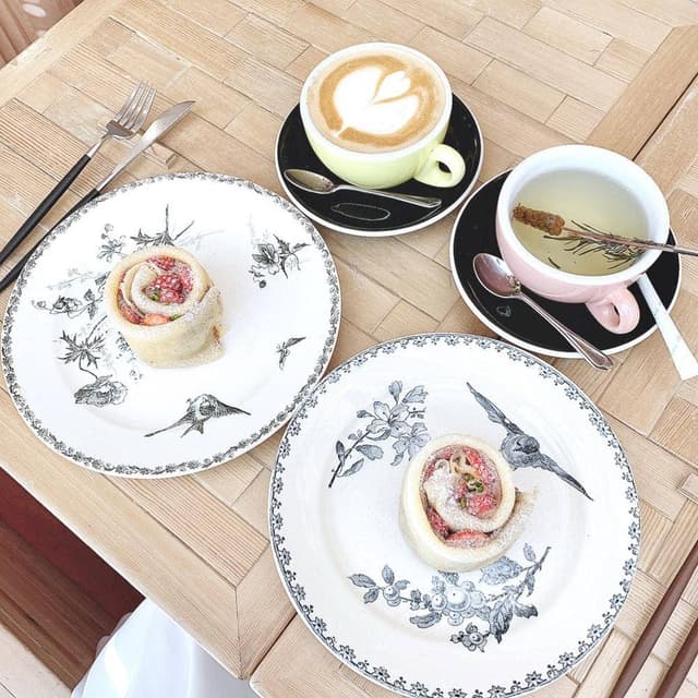 INTERIOR BOOKWORM CAFE - サブ画像2