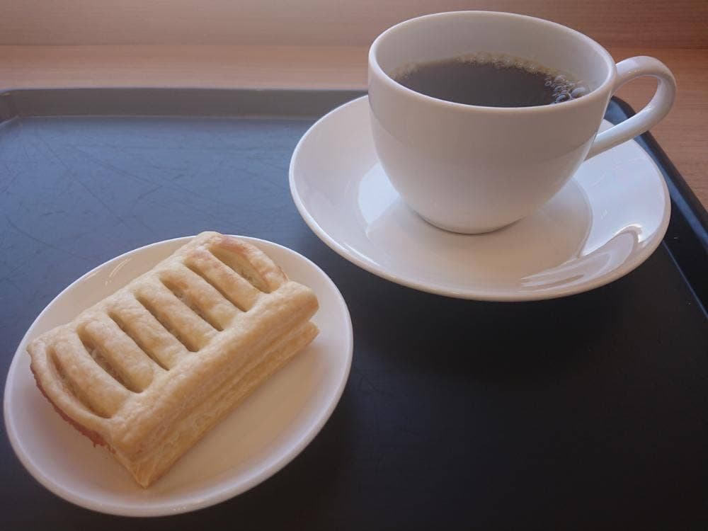 カフェベーカリー ナギー 東郷店