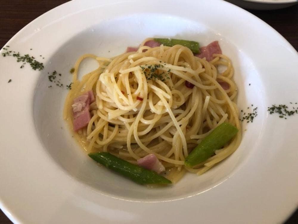PIZZERIA BAR NAPOLI 沖縄久茂地交差点本店