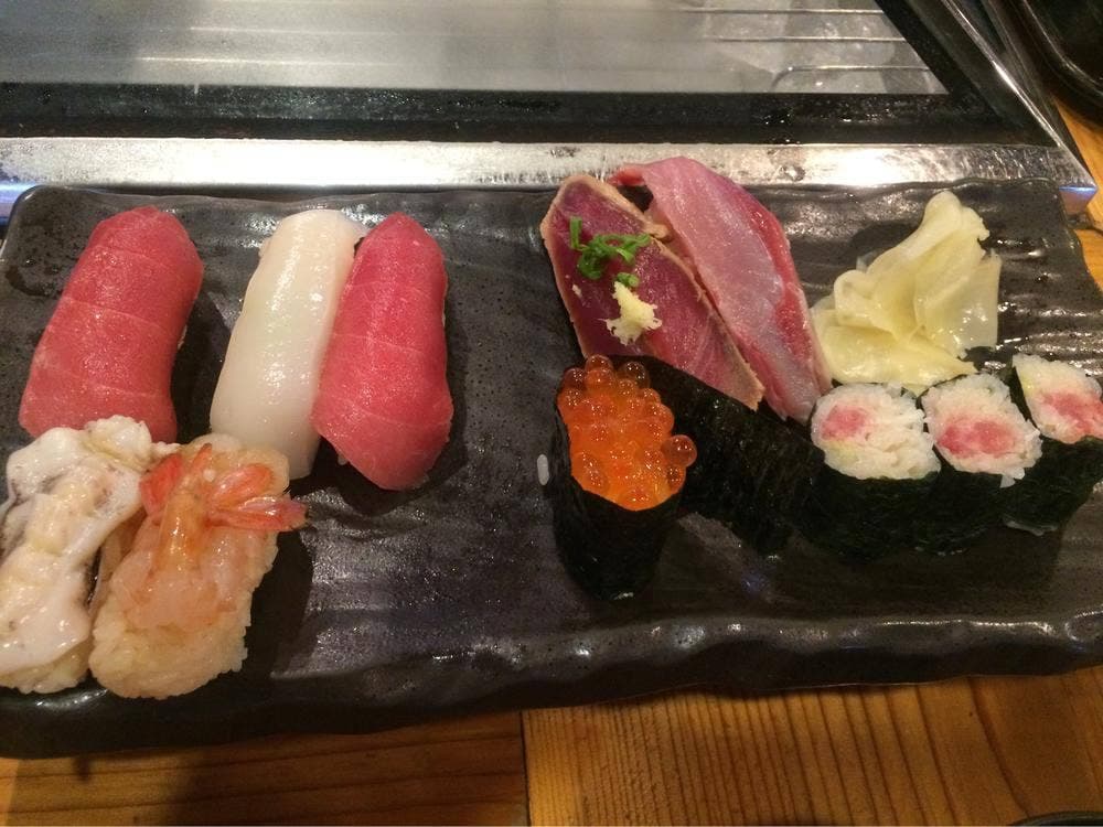 鮨と旬菜処須田