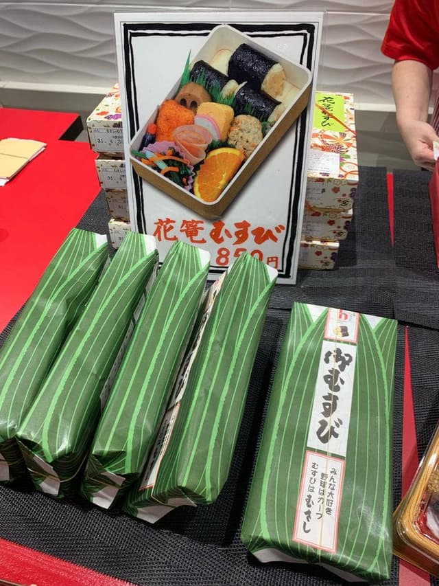 むすびのむさし新幹線店銘品館 - サブ画像3