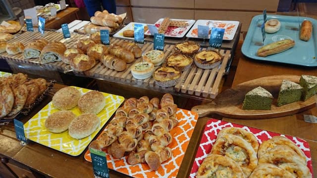 やきたてベーカリー GRAHAM - サブ画像1