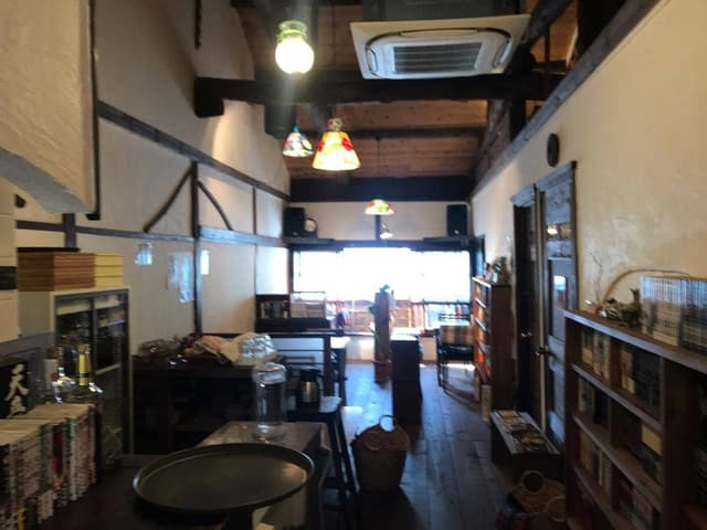 Books&Cafe 三日月と太陽 - サブ画像2