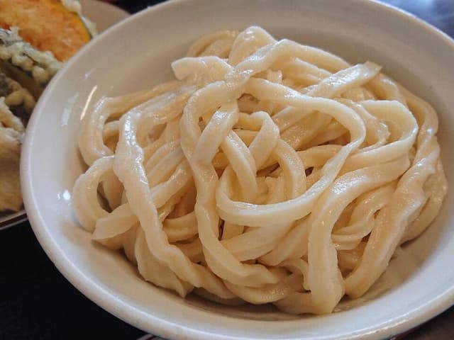 手打ちうどん 黒田屋 - サブ画像3