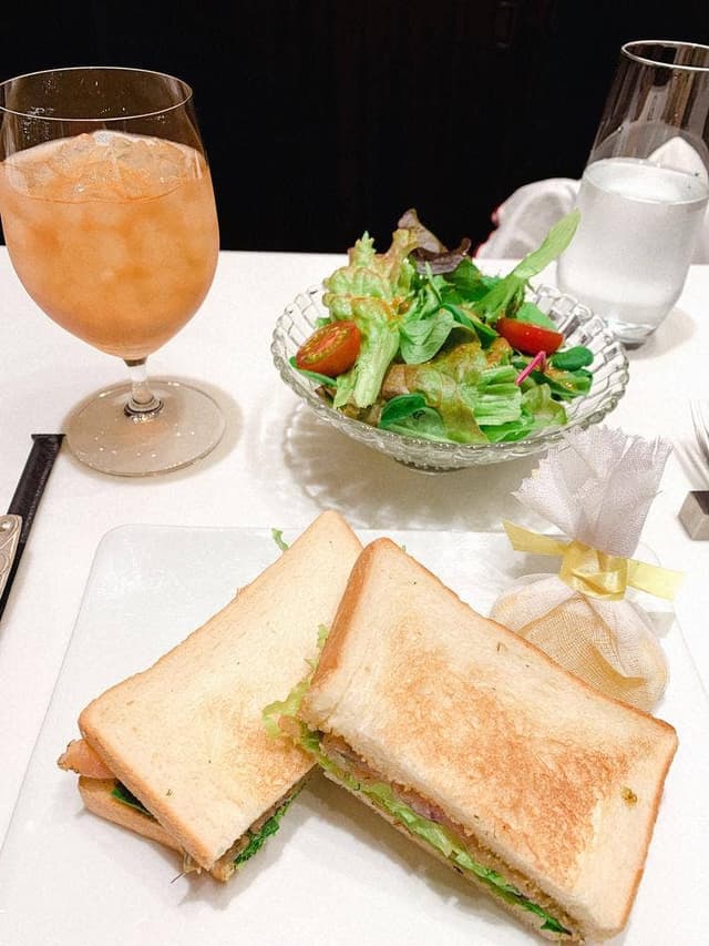 カフェ プルニエ パリ - サブ画像1