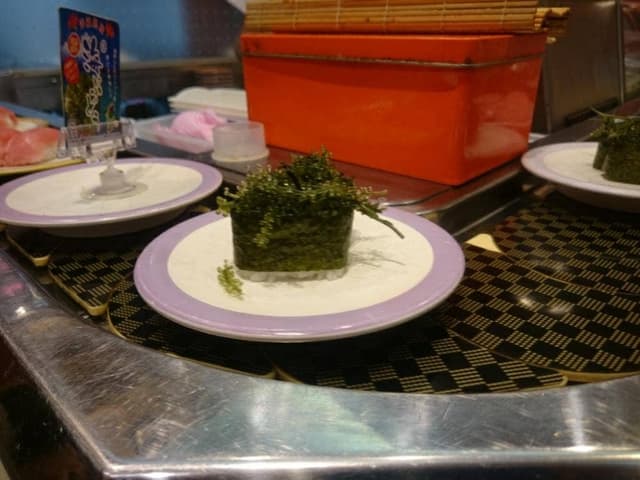 魚屋さんの新鮮回転寿司 横須賀中央店 - サブ画像3