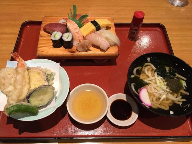 いけすレストラン大漁丸 - サブ画像1