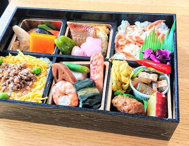 なだ万厨房 ジェイアール名古屋タカシマヤ店 - サブ画像1