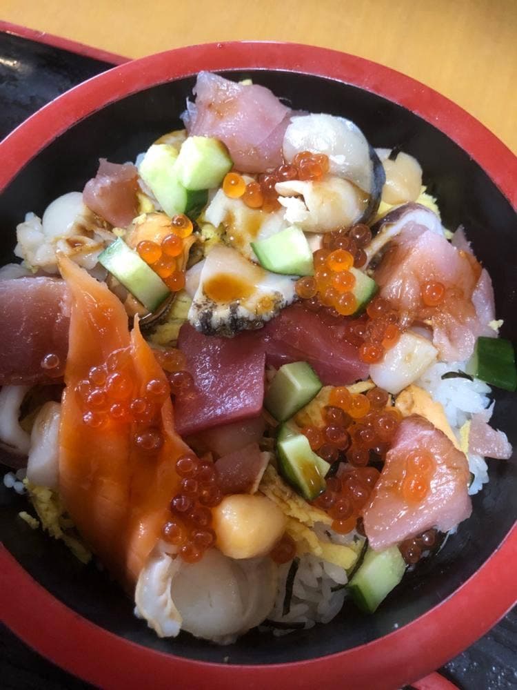 鶴亀温泉 レストラン