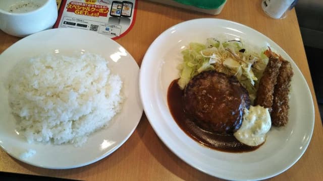 Cafe レストラン ガスト 大東栄和店 - サブ画像1