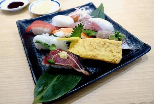 さんきゅう水産 近鉄針中野店 - サブ画像1