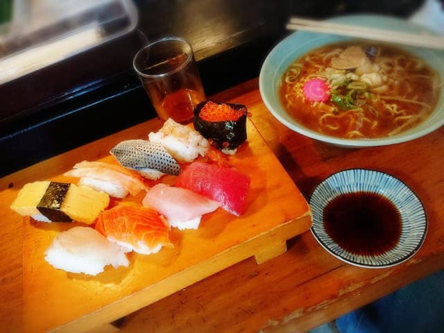 やよい寿司 - サブ画像1