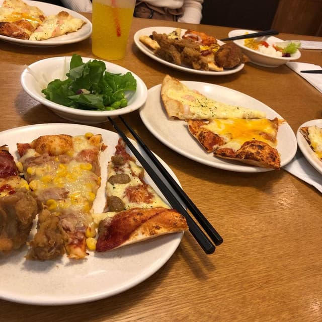 シェーキーズ マークイズ静岡店 - サブ画像3