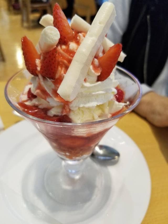 キハチカフェ 福岡三越店 - サブ画像1