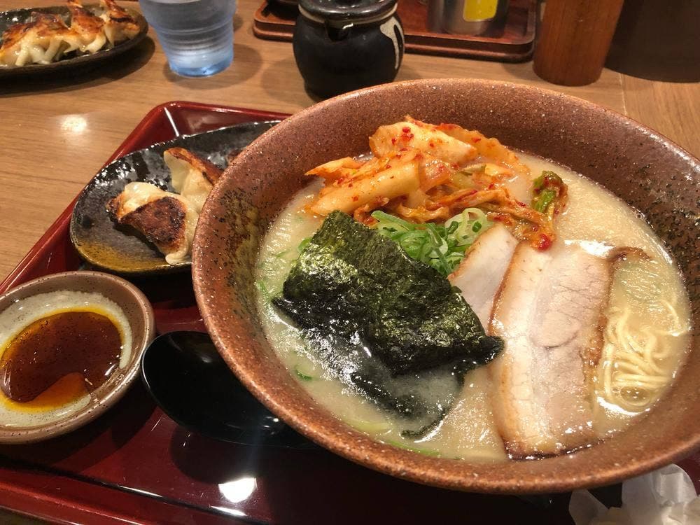 ラーメン神戸たろう 新神戸店