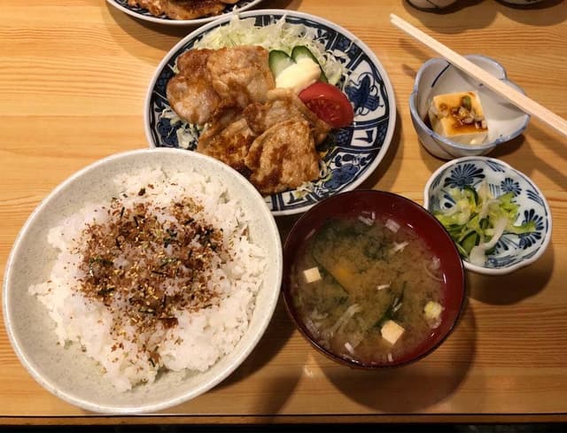 季節料理 わたなべ - サブ画像2