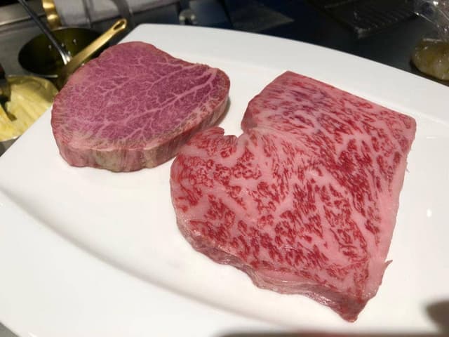 鉄板焼 葵 - サブ画像1