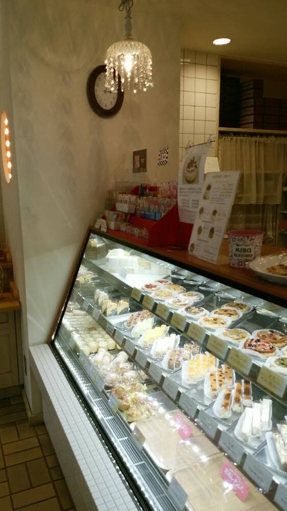 ことことケーキファクトリー 名東区極楽 - サブ画像1