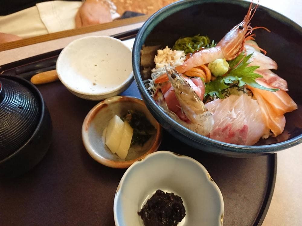 伊勢 黒潮ダイニング 花