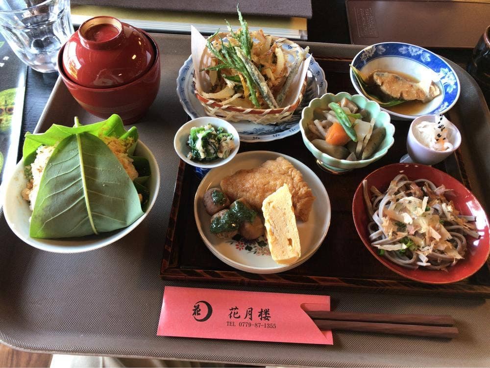 旬菜食祭 お食事処 花月楼