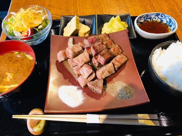 神戸牛・神戸有機野菜 志ん 本店 - サブ画像2
