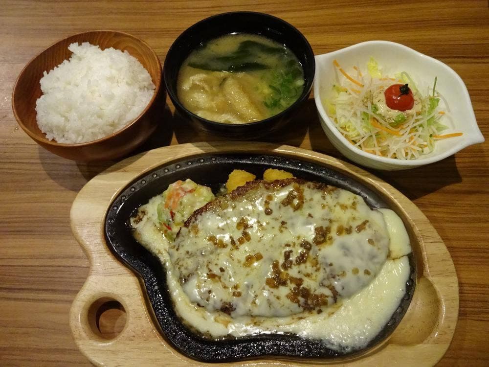 びっくりドンキー 箱崎九大前店