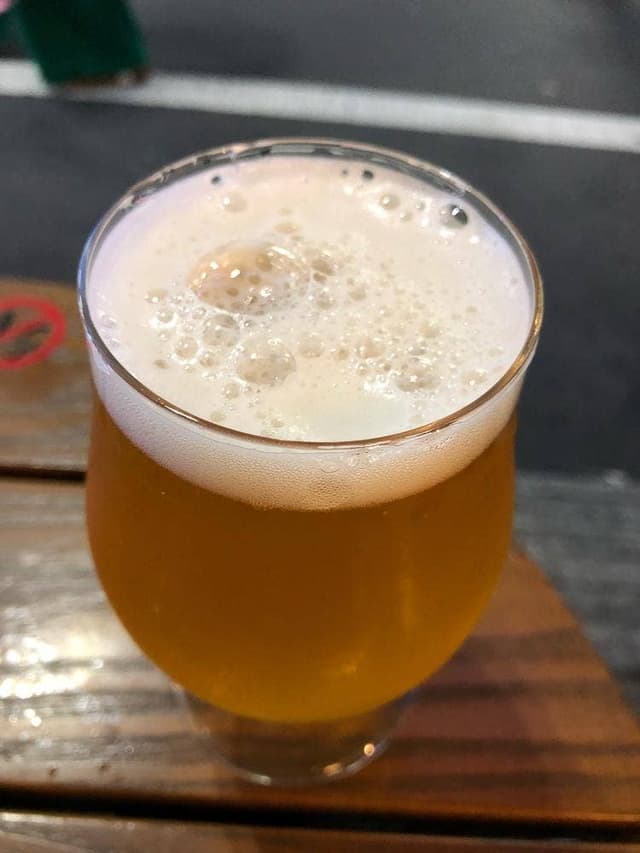 TITANS Craft Beer Taproom & Bottle Shop - サブ画像3