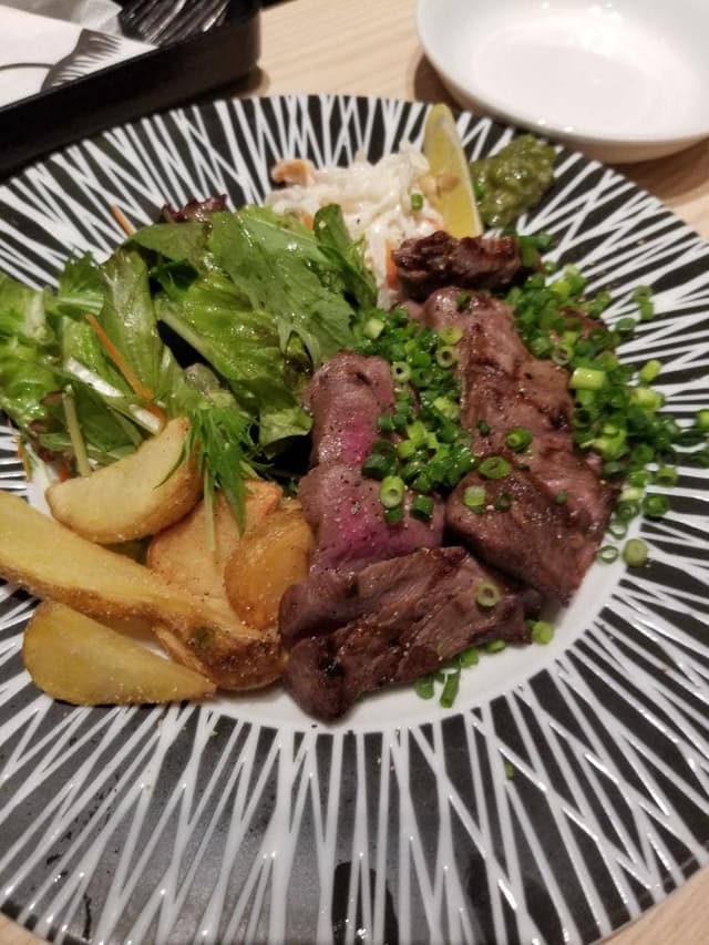 牛たんDINING BULLS KITCHEN - サブ画像3