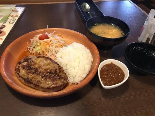びっくりドンキー 伏見店 - サブ画像2
