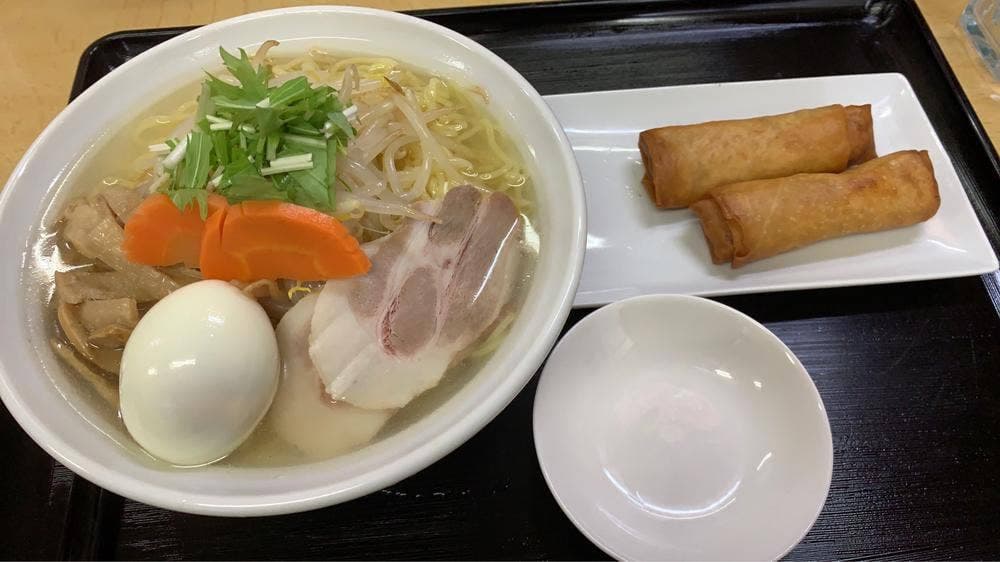 小さな中華屋さん 薫