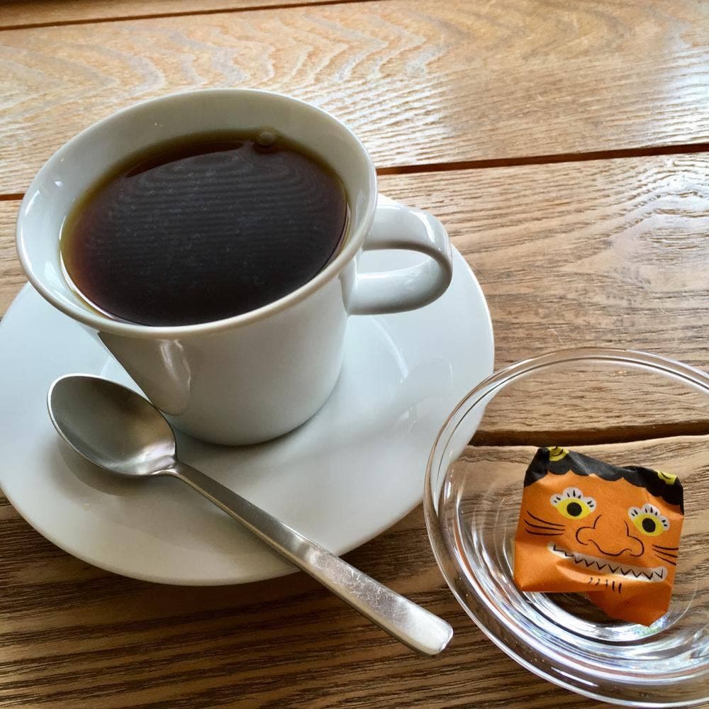 CoMA coffee&bookstore