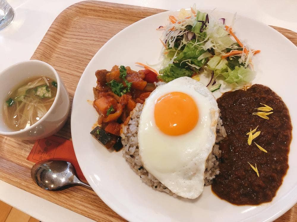 薬膳＆オリーブ料理 ナカノバ