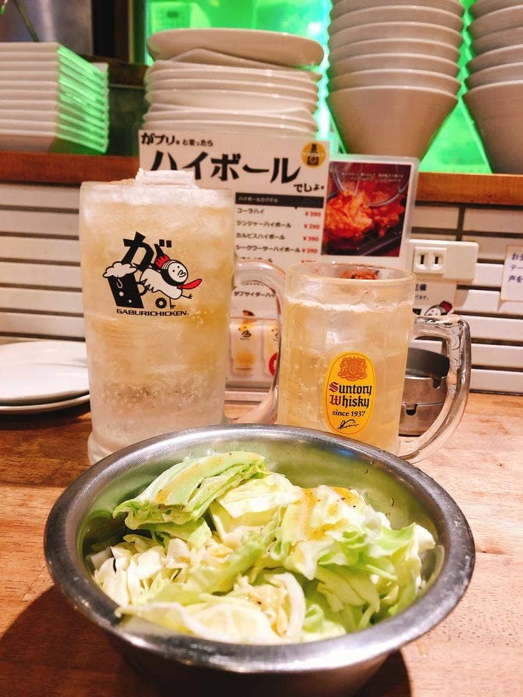 骨付鳥、からあげ、ハイボール がブリチキン。高田馬場店