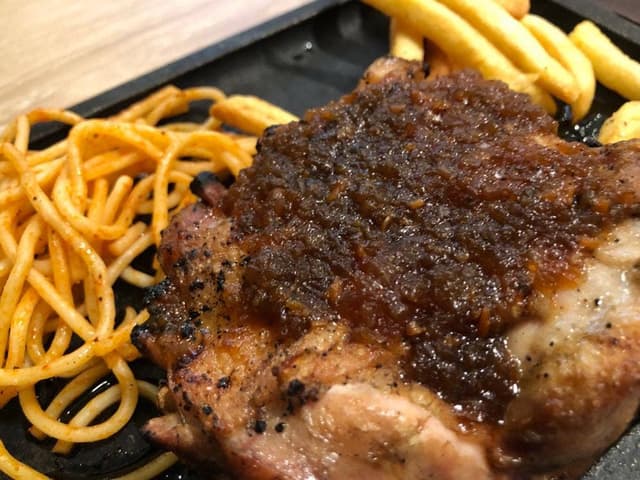 炭火焼ベニバル 新橋一丁目店 - サブ画像1