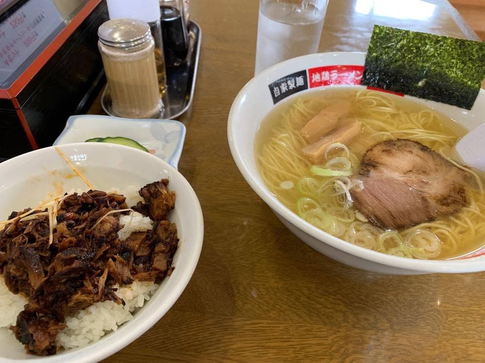 地鶏ラーメン 一鳳