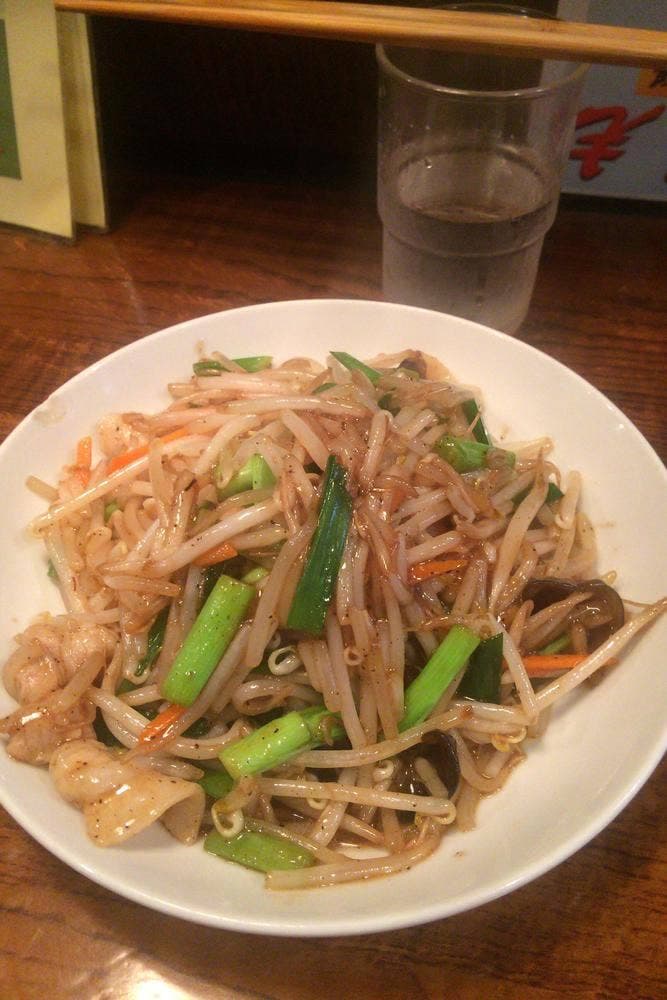 龍盛餃子館 小伝馬町店