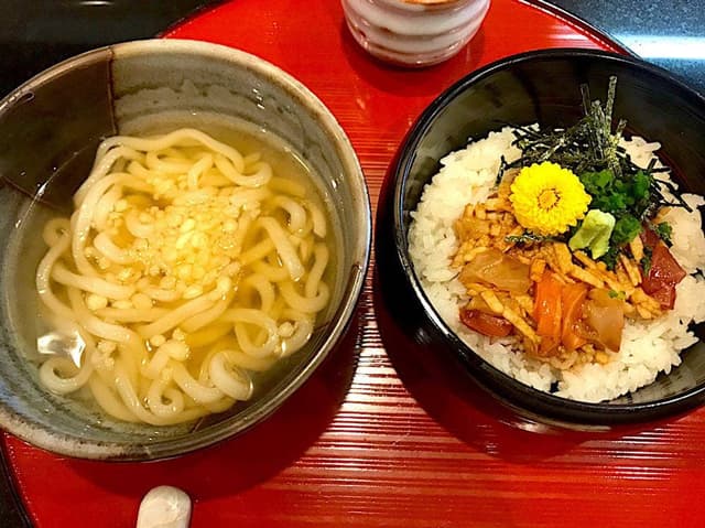 芦屋 海鮮丼 真一心 - サブ画像3
