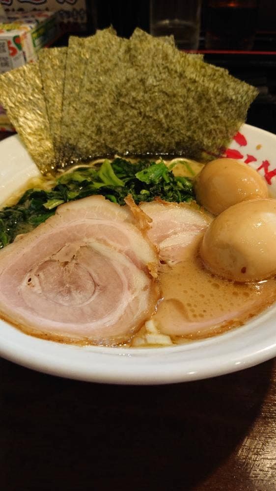 横浜家系ラーメン 吟家 誉田店 - サブ画像1
