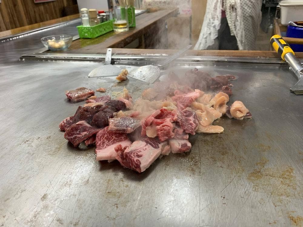 赤ちょうちん 本店