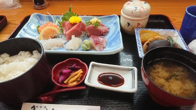 味街道 魚々よし - サブ画像1