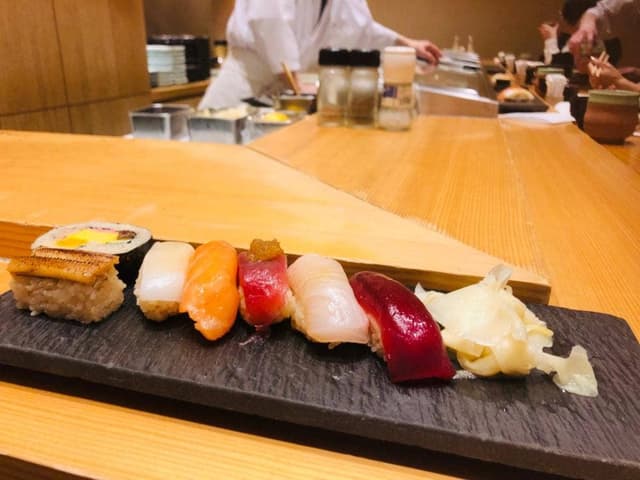 すし京辰 アークヒルズサウスタワー店 - サブ画像1