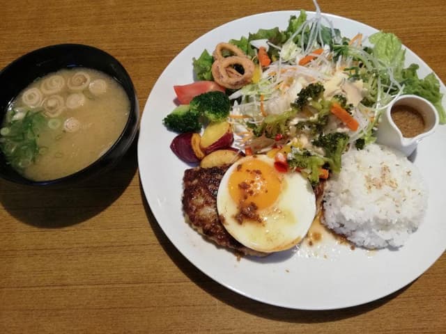 びっくりドンキー 箕面店 - サブ画像2