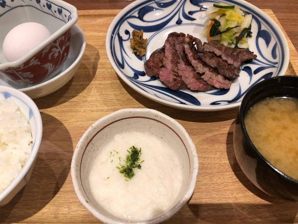 炙り牛たん万 ラスカ平塚店