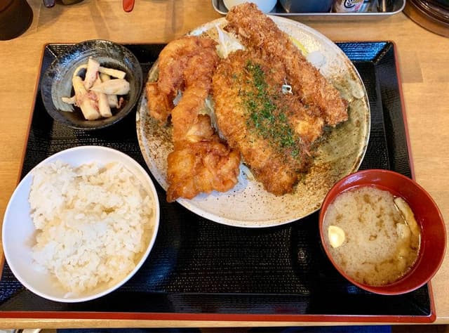 からあげ専門店 とりっこ - サブ画像1