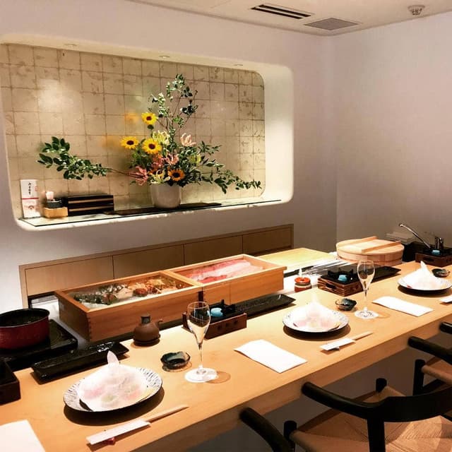 THE LOUNGE 近鮨 - サブ画像2