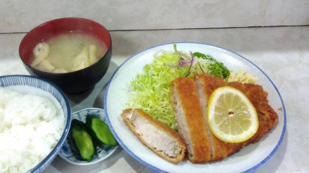 かつ亭