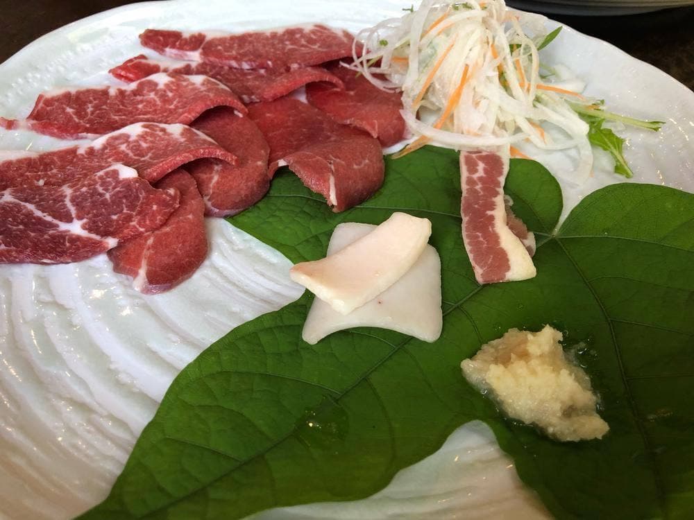 八百萬乃精肉本舗 ふじ本