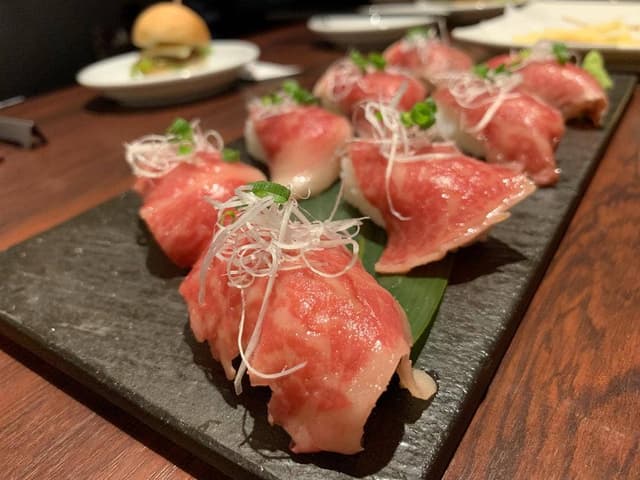 鉄板×肉バル ぶるじょわ - サブ画像3