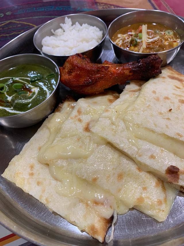 インド・ネパール料理 ディップ ジョティ円町店 - サブ画像1
