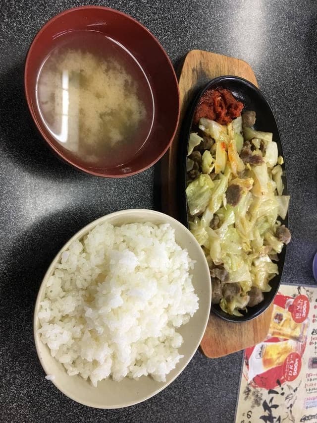 スタミナ焼肉 博多 鉄板王 空港東店 - サブ画像2